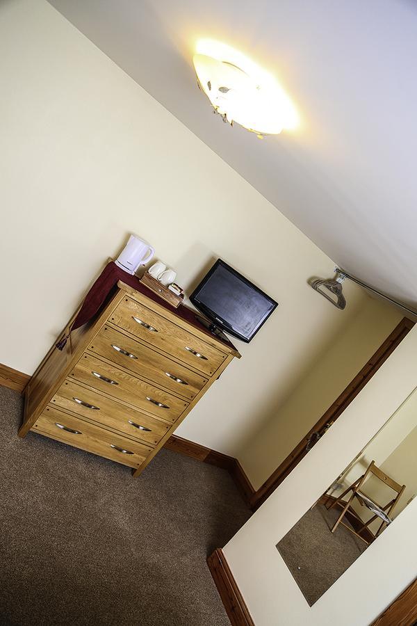 Henshire B&B Dingwall Extérieur photo