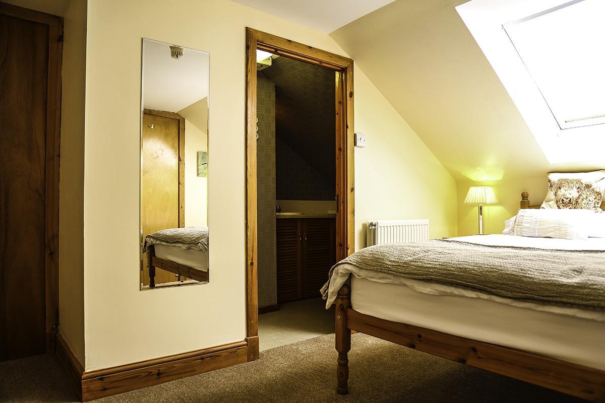 Henshire B&B Dingwall Extérieur photo